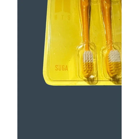 BTS Character Figure Toothbrush Set - Suga - Picture 13 of 13